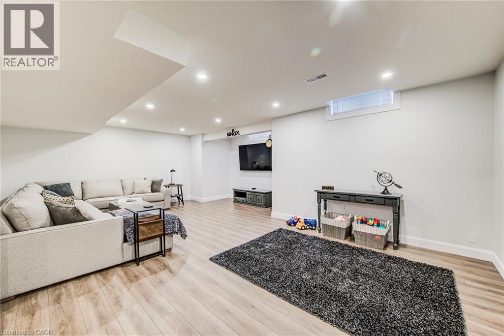 367 Meadowvale Place, Waterloo, Ontario  N2K 3P8 - Photo 38 - 40812559