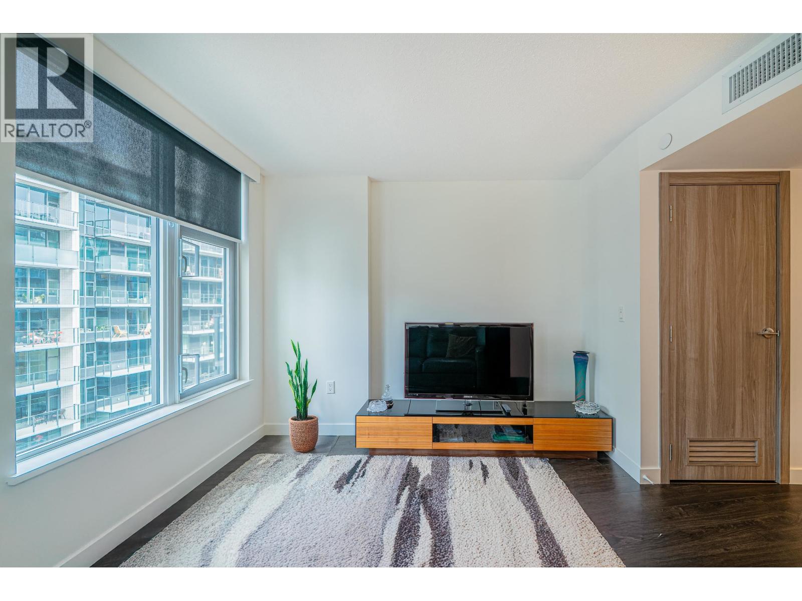 1082 8608 Hazelbridge Way, Richmond, British Columbia  V6X 0W2 - Photo 5 - R3101209