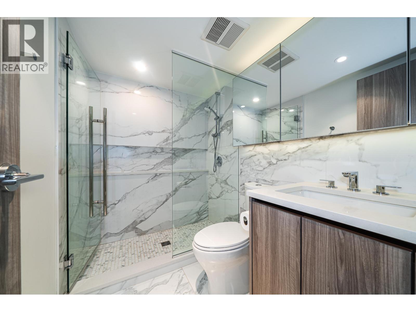 1082 8608 Hazelbridge Way, Richmond, British Columbia  V6X 0W2 - Photo 18 - R3101209