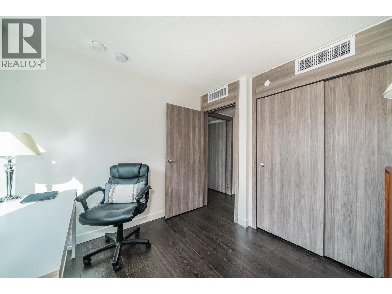 1082 8608 Hazelbridge Way, Richmond, British Columbia  V6X 0W2 - Photo 16 - R3101209