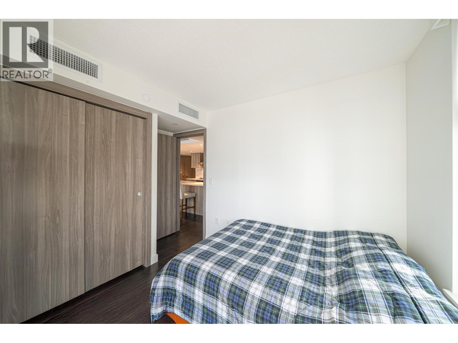 1082 8608 Hazelbridge Way, Richmond, British Columbia  V6X 0W2 - Photo 14 - R3101209