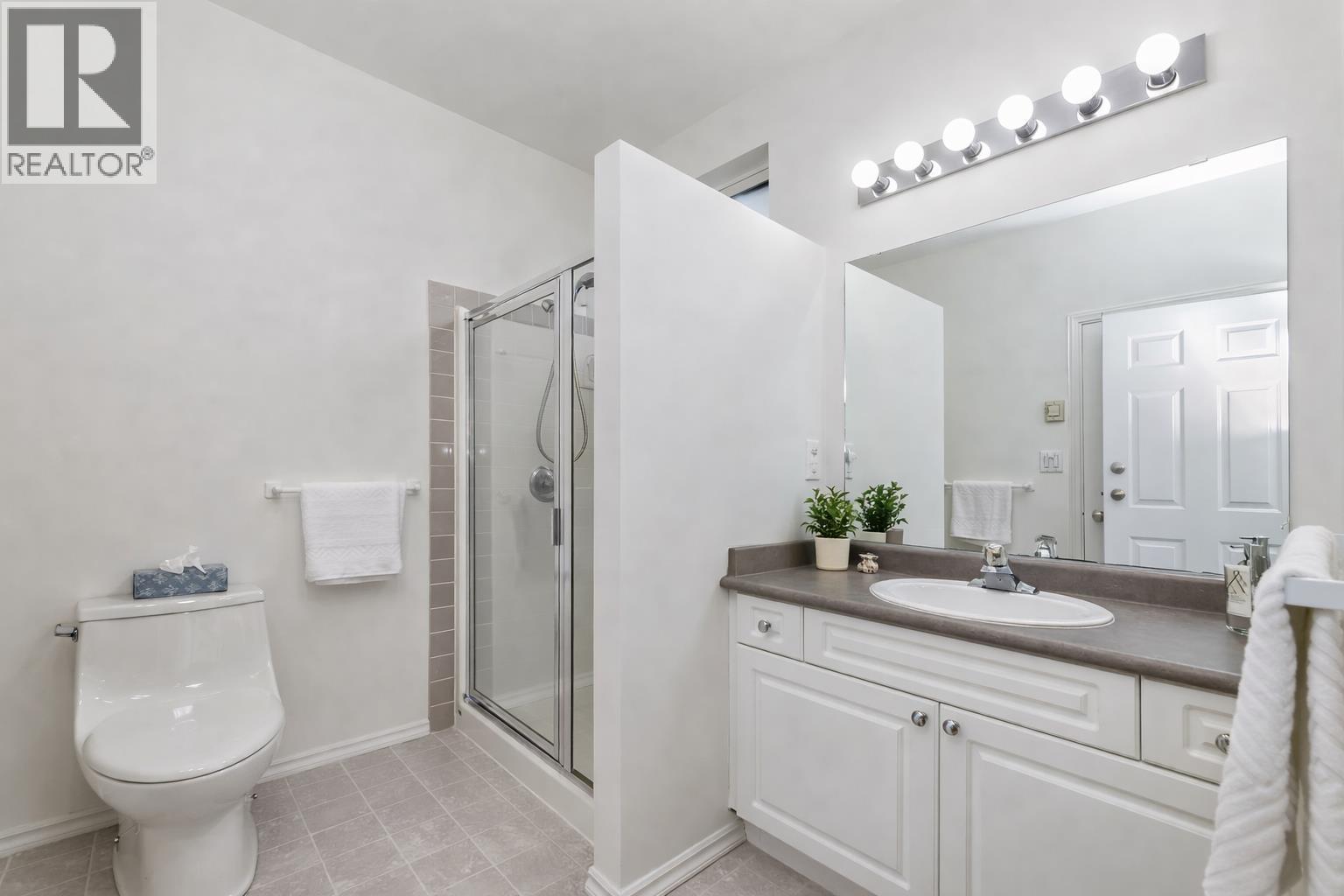 6307 Homestead Avenue, Sechelt, British Columbia  V7Z 0M6 - Photo 19 - R3082821