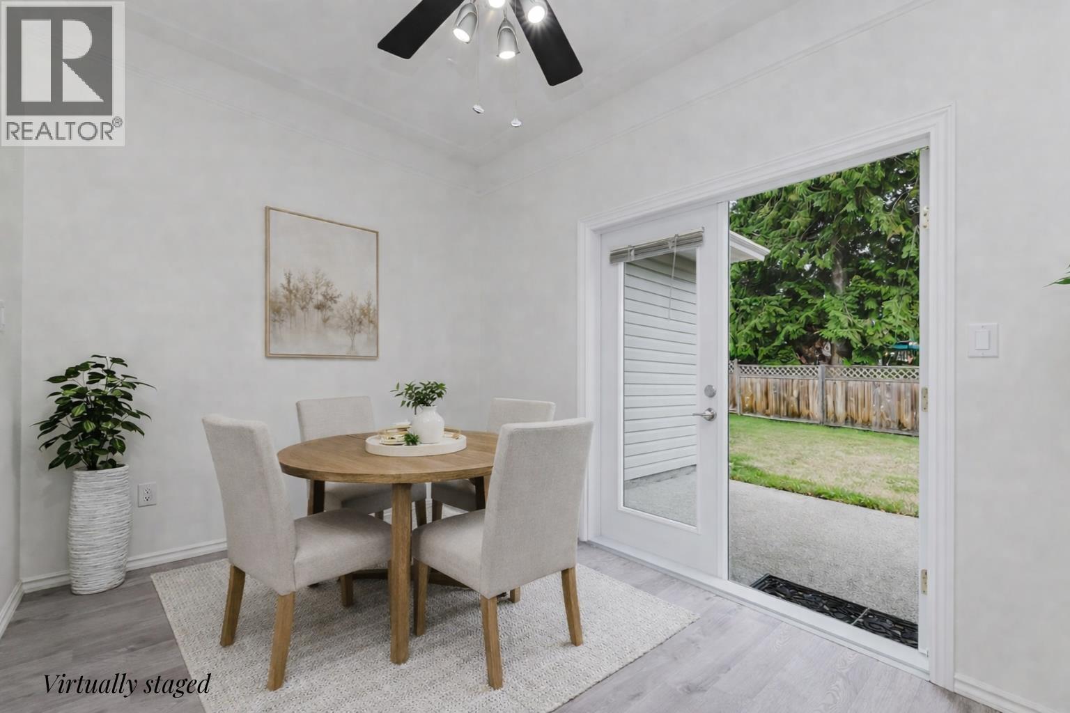 6307 Homestead Avenue, Sechelt, British Columbia  V7Z 0M6 - Photo 9 - R3082821