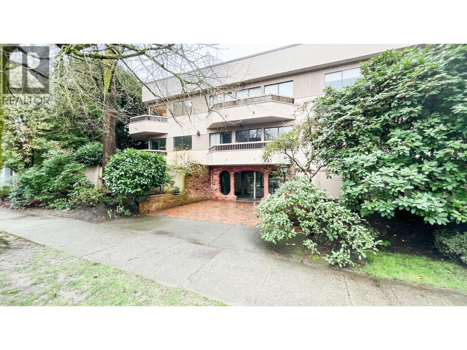 305 2190 W 8th Avenue, Vancouver, British Columbia  V6K 2A4 - Photo 1 - R3100932