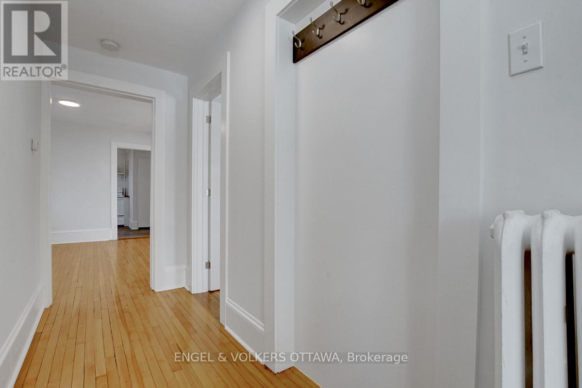 989 Bakervale Drive, Ottawa, Ontario  K1Z 6N7 - Photo 10 - X12900336