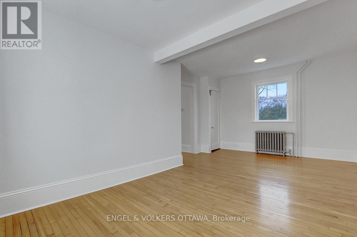 989 Bakervale Drive, Ottawa, Ontario  K1Z 6N7 - Photo 13 - X12900336