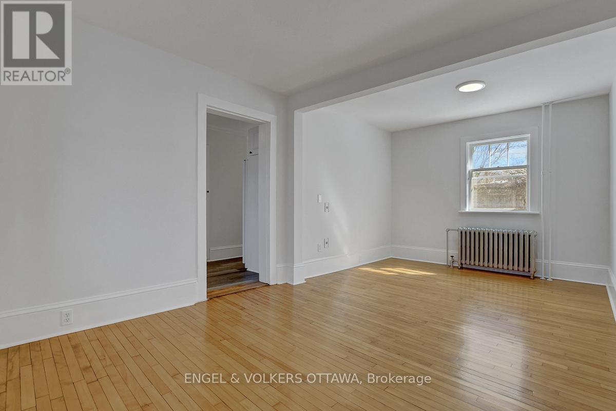 989 Bakervale Drive, Ottawa, Ontario  K1Z 6N7 - Photo 14 - X12900336