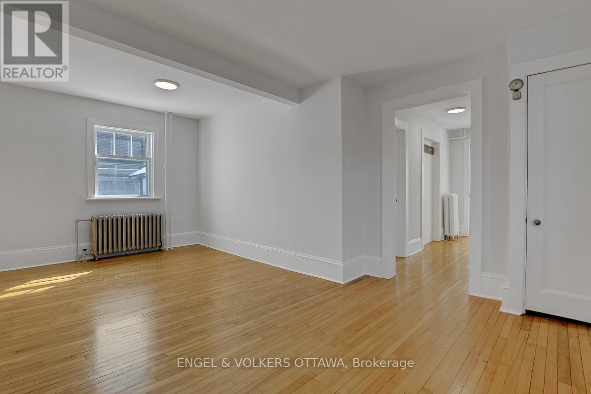 989 Bakervale Drive, Ottawa, Ontario  K1Z 6N7 - Photo 15 - X12900336