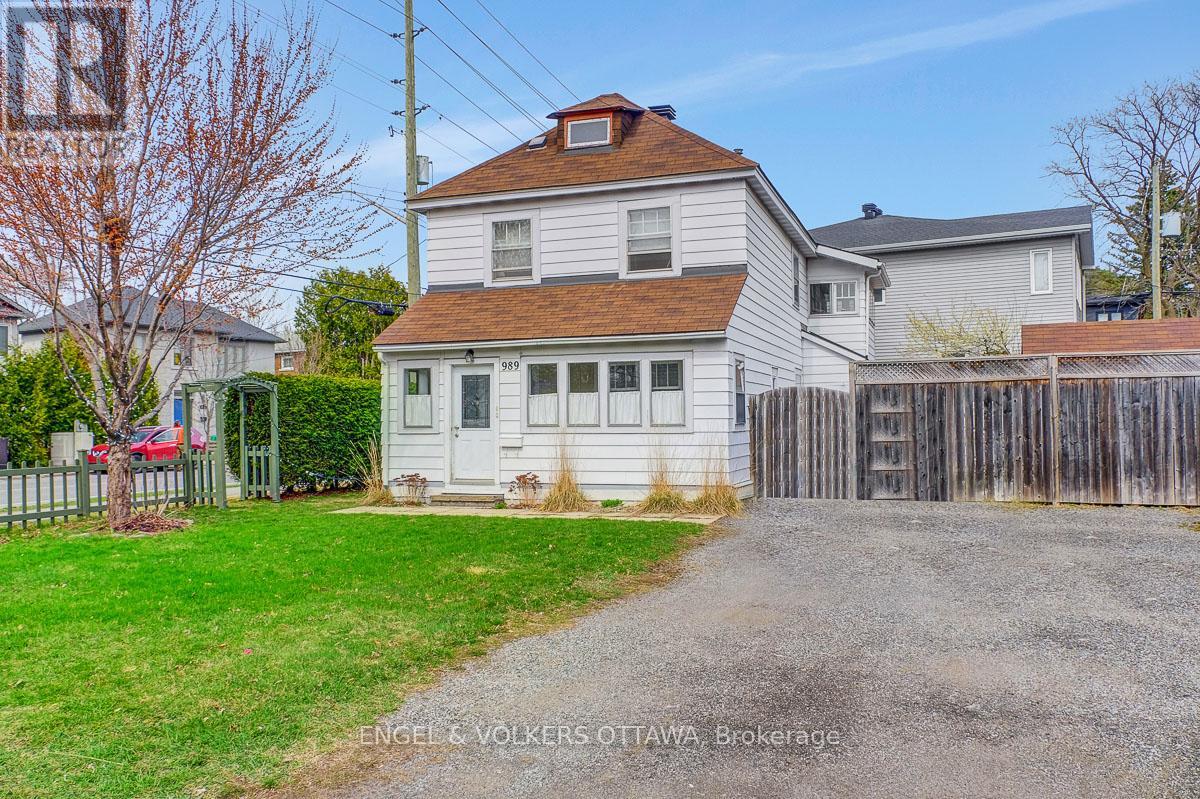 989 Bakervale Drive, Ottawa, Ontario  K1Z 6N7 - Photo 2 - X12900336