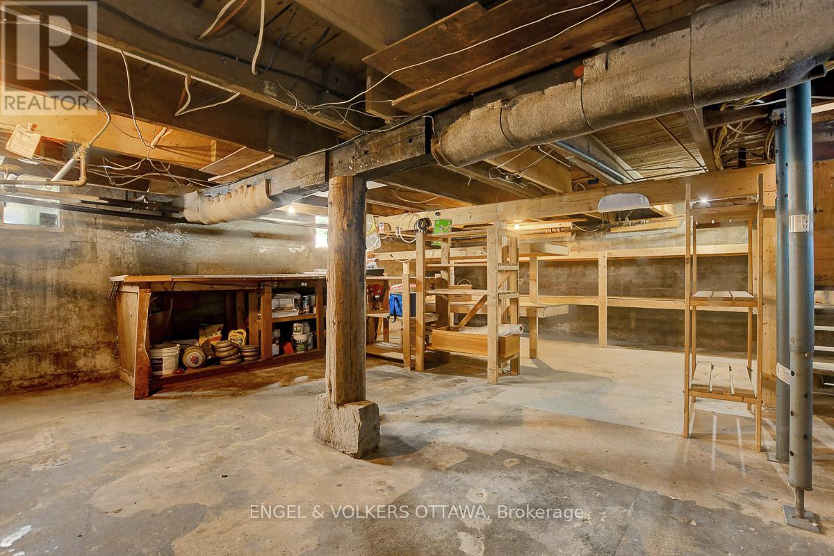 989 Bakervale Drive, Ottawa, Ontario  K1Z 6N7 - Photo 27 - X12900336