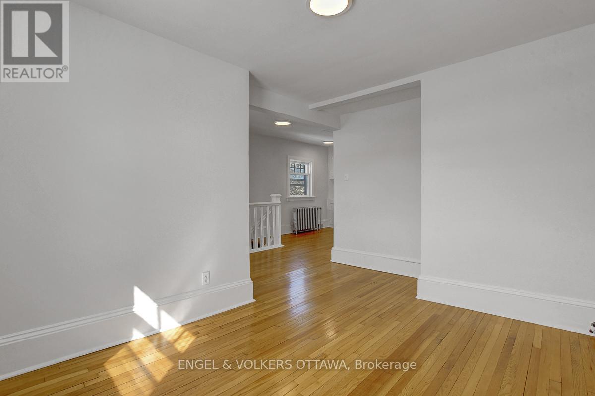 989 Bakervale Drive, Ottawa, Ontario  K1Z 6N7 - Photo 33 - X12900336