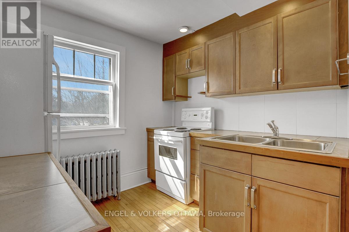 989 Bakervale Drive, Ottawa, Ontario  K1Z 6N7 - Photo 34 - X12900336