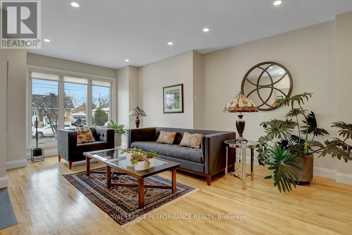 86 West Presland Road, Ottawa, Ontario  K1K 2C3 - Photo 4 - X12900340