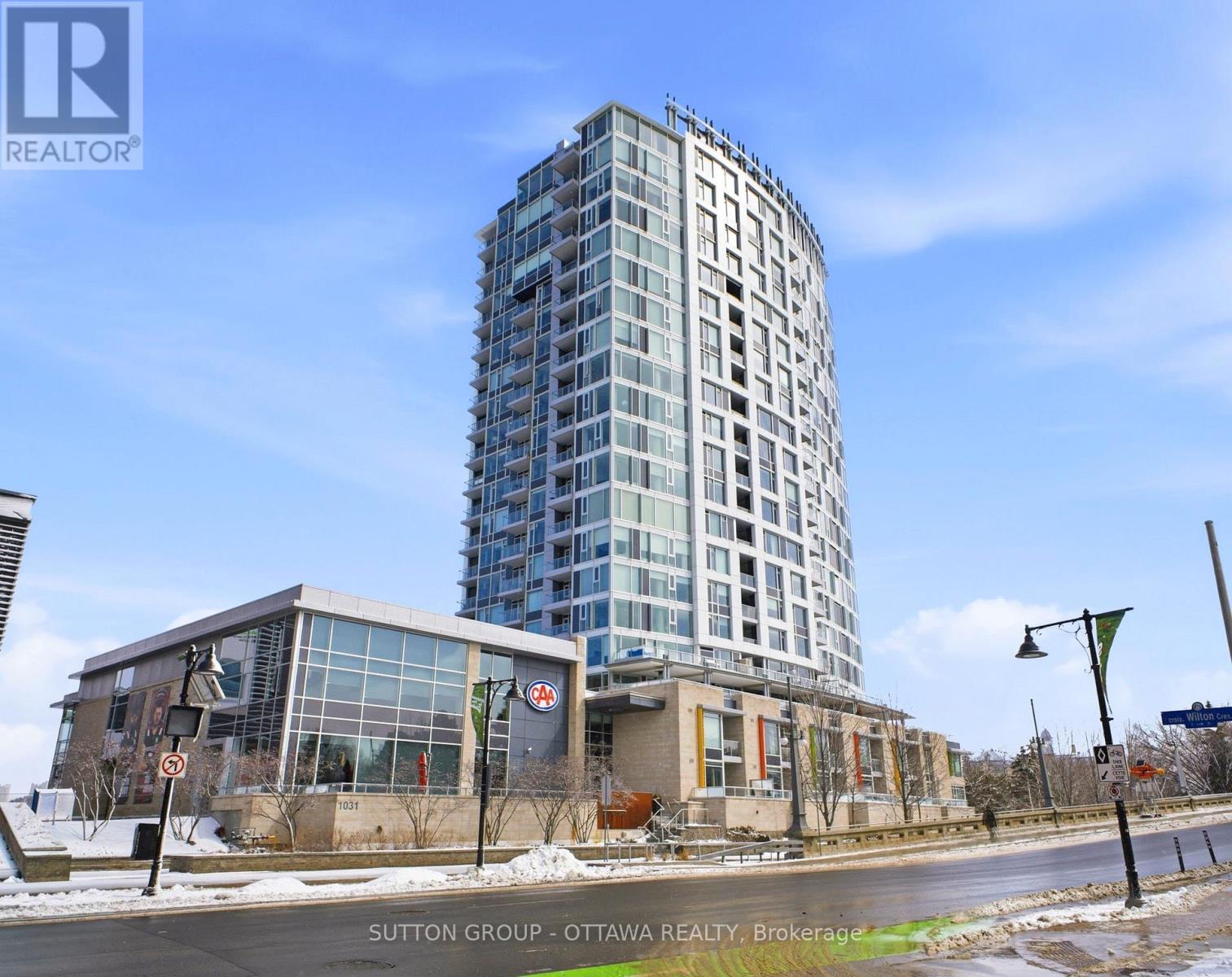 <h3>$2,275 Monthly</h3><p>1102 - 1035 Bank Street, Ottawa, Ontario</p>