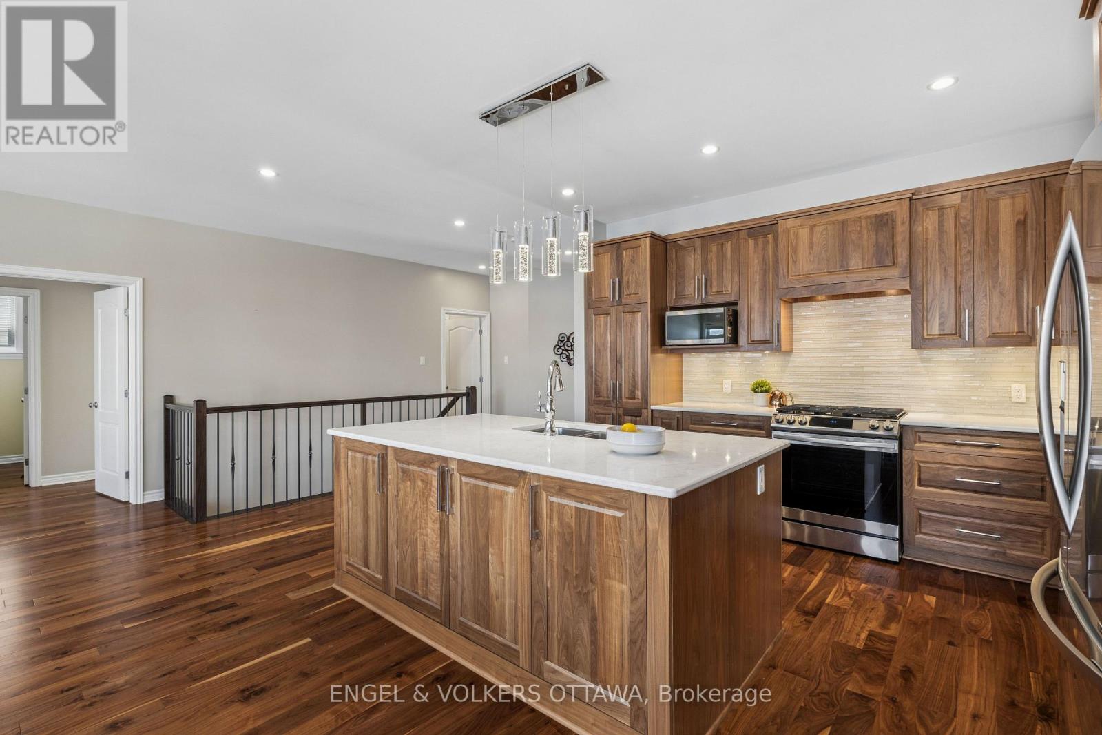 865 Tewin Circle, Ottawa, Ontario  K4A 1K1 - Photo 8 - X12900374