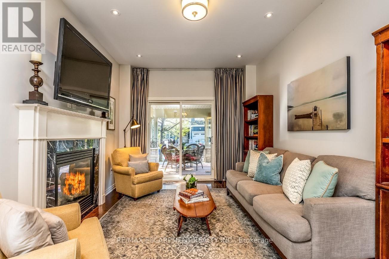 1203 Lorne Park Road, Mississauga, Ontario  L5H 3A7 - Photo 11 - W12900268