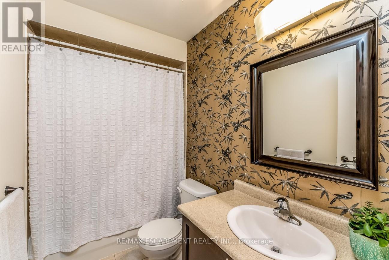 1203 Lorne Park Road, Mississauga, Ontario  L5H 3A7 - Photo 15 - W12900268