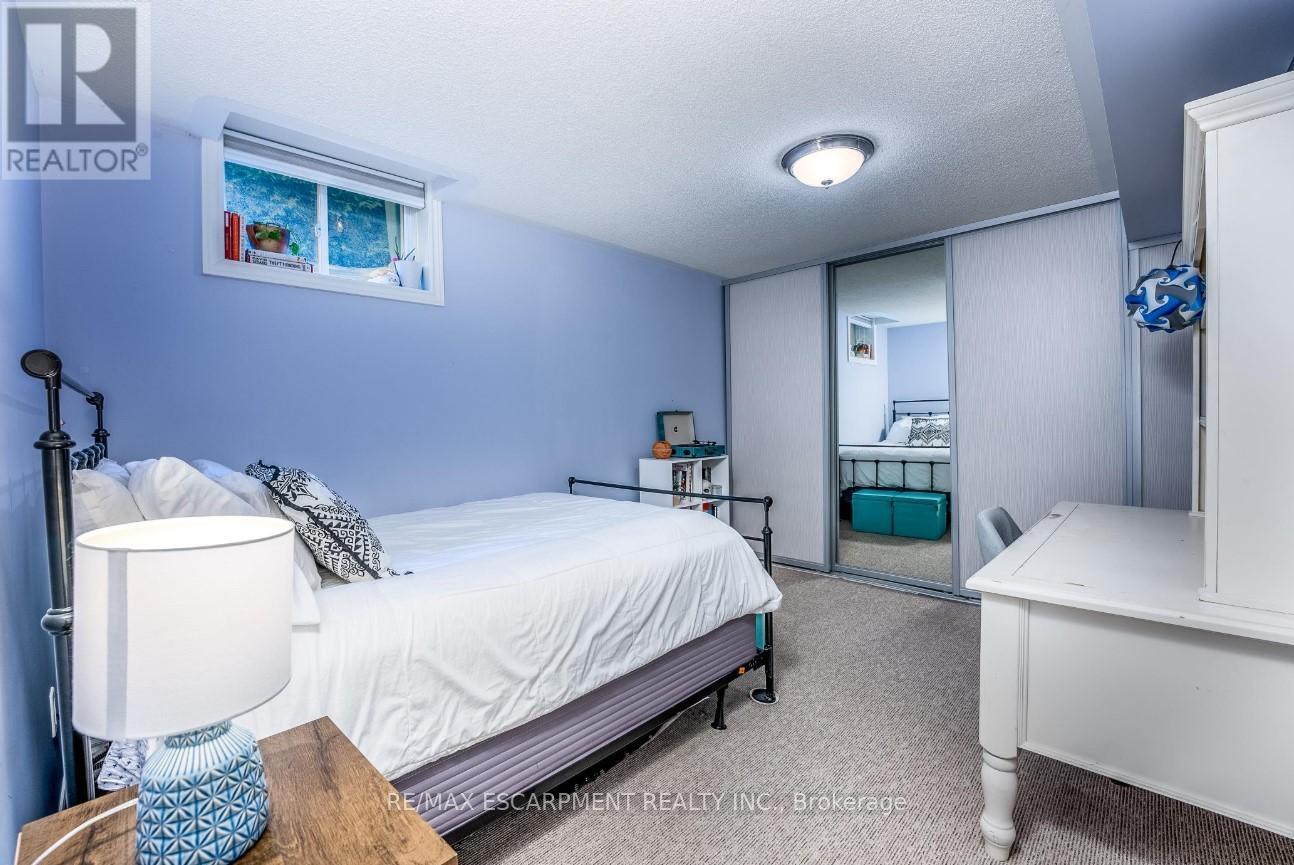 1203 Lorne Park Road, Mississauga, Ontario  L5H 3A7 - Photo 23 - W12900268