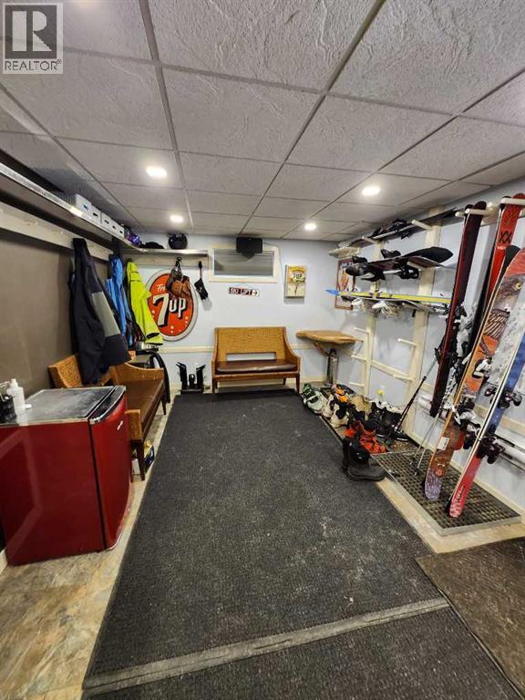 22 Westcastle Loop, Rural Pincher Creek No. 9, Alberta  T0K 1W0 - Photo 3 - A2280409