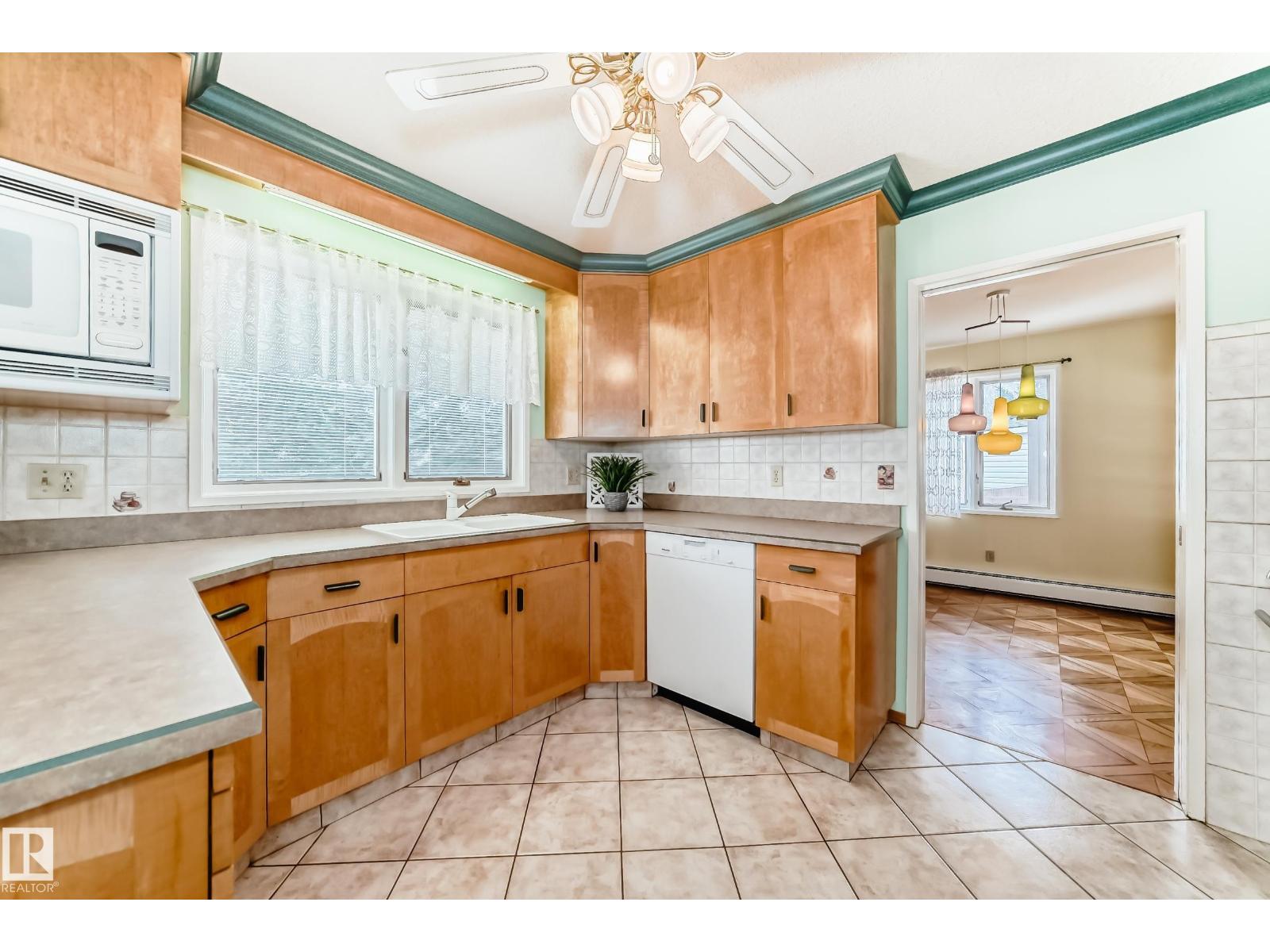 35 Lamartine Cr, St. Albert, Alberta  T8N 2V8 - Photo 11 - E4478160