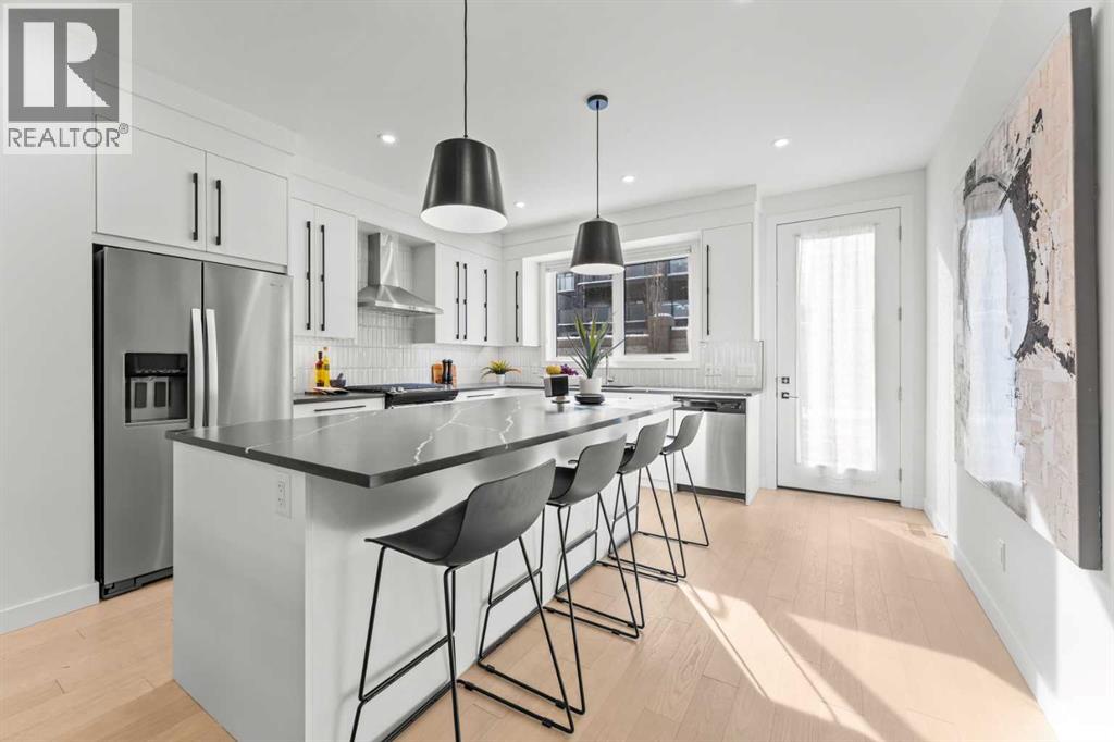 60 Timberline Way Sw, Calgary, Alberta  T3H 6C8 - Photo 7 - A2292098