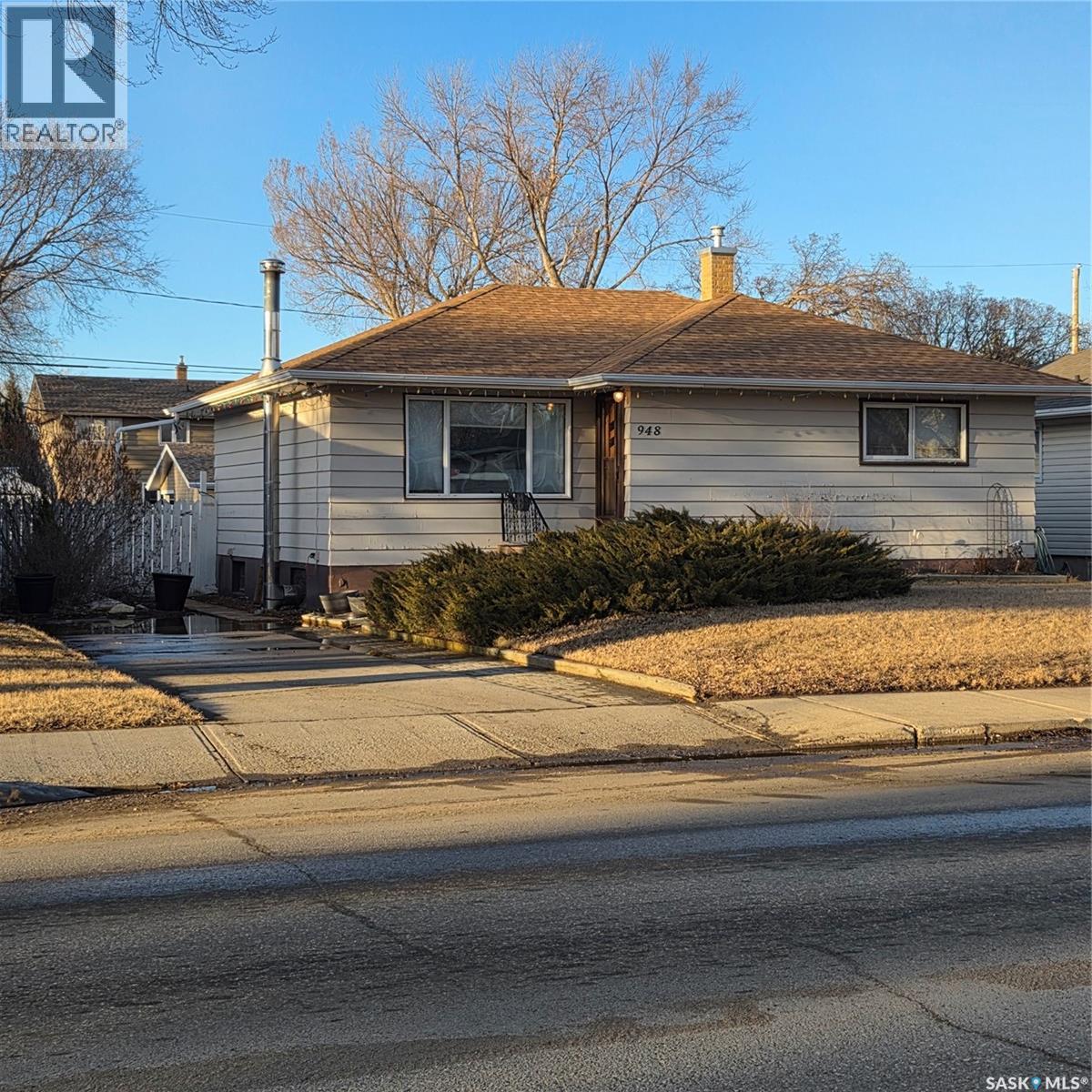 948 Grace STREET, Moose Jaw, Saskatchewan