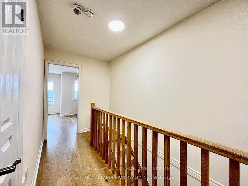 56 Bloom Crescent, Hamilton, Ontario  L0R 1P0 - Photo 14 - X12900356