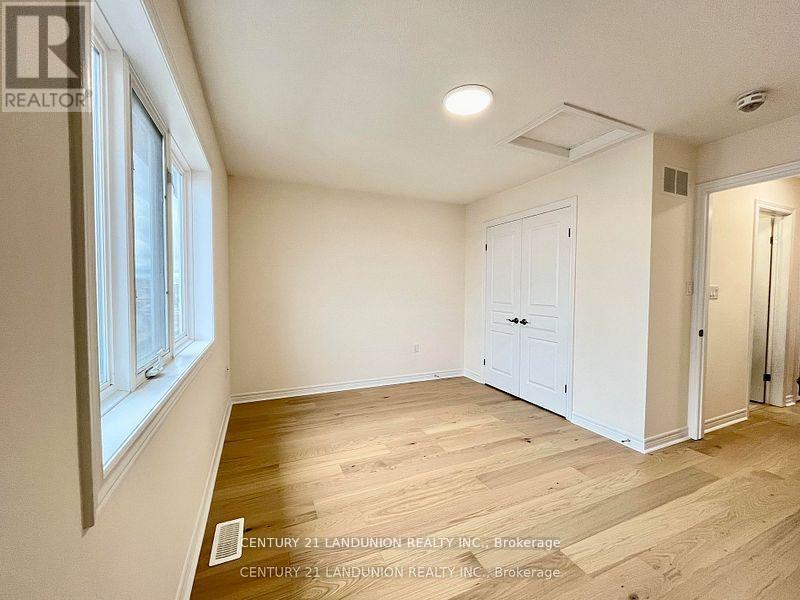 56 Bloom Crescent, Hamilton, Ontario  L0R 1P0 - Photo 20 - X12900356