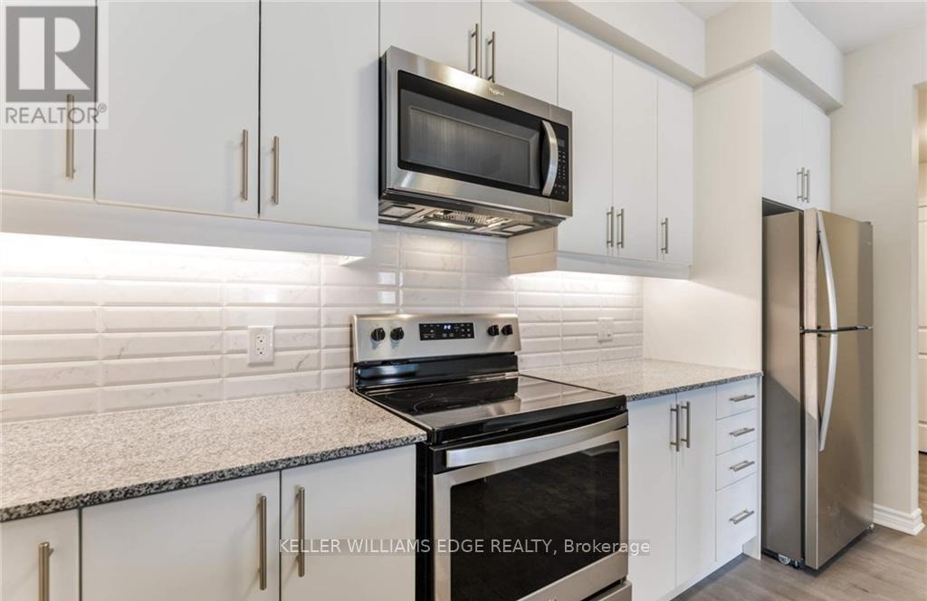 320 - 150 Oak Park Boulevard, Oakville, Ontario  L6H 3P2 - Photo 12 - W12898832