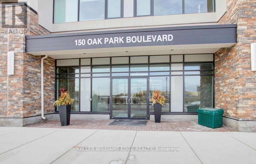 320 - 150 Oak Park Boulevard, Oakville, Ontario  L6H 3P2 - Photo 2 - W12898832