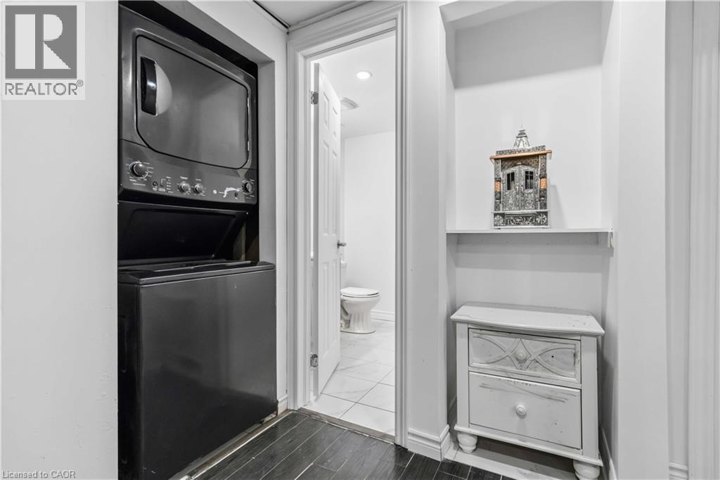 9 Horatio Court, Brampton, Ontario  L6S 1X8 - Photo 43 - 40813481