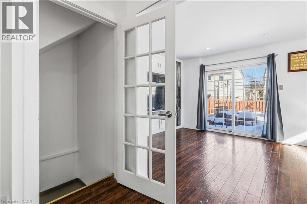 9 Horatio Court, Brampton, Ontario  L6S 1X8 - Photo 9 - 40813481