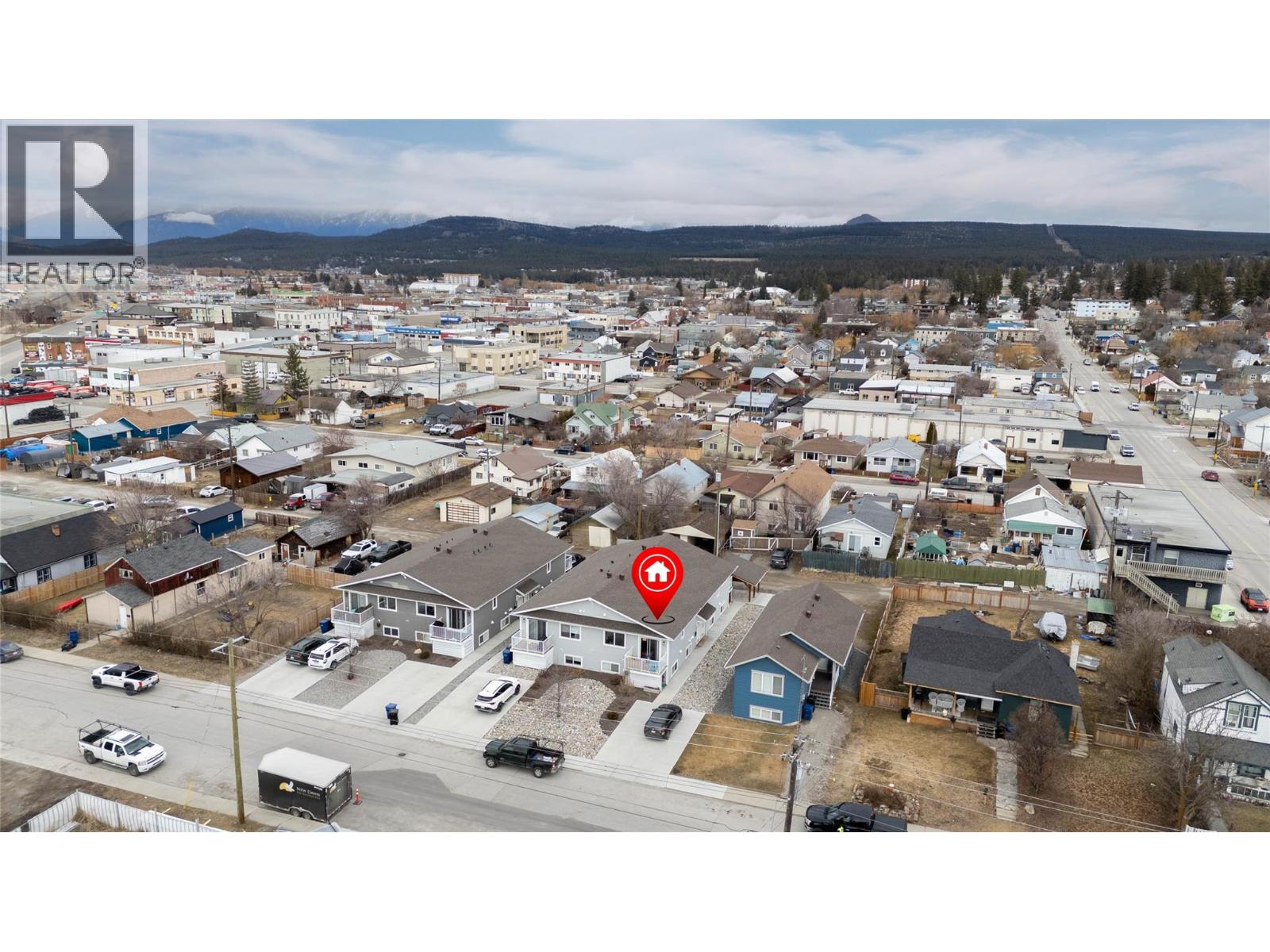 128 5th Avenue S Unit# 2, Cranbrook, British Columbia V1C 2G2 - Photo 2 - 10367539