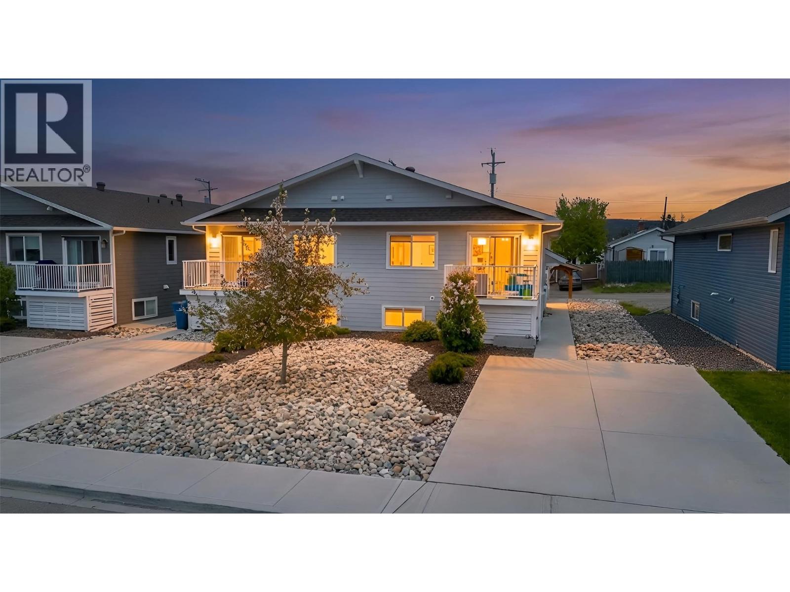 128 5th Avenue S Unit# 2, Cranbrook, British Columbia V1C 2G2 - Photo 3 - 10367539