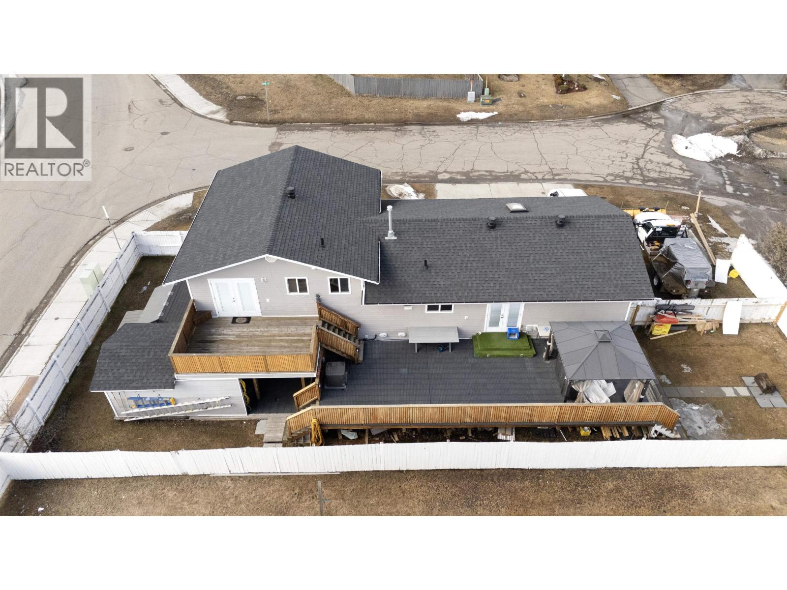 392 Green Place, Prince George, British Columbia  V2M 6A2 - Photo 6 - R3100548