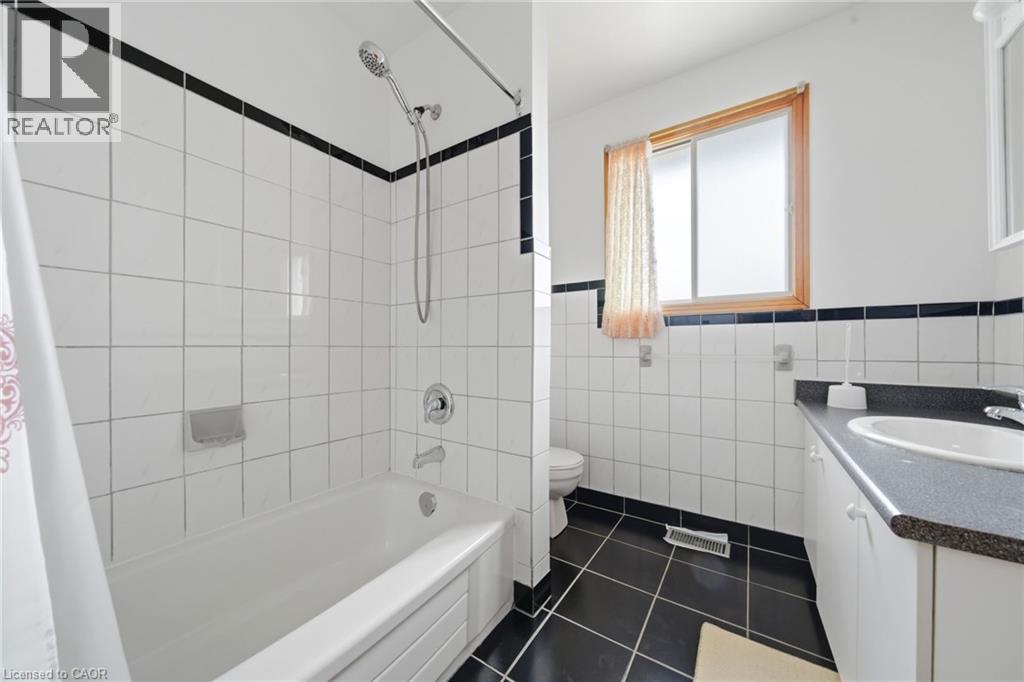 382 Hemlock Avenue, Stoney Creek, Ontario  L8E 2E1 - Photo 32 - 40813426