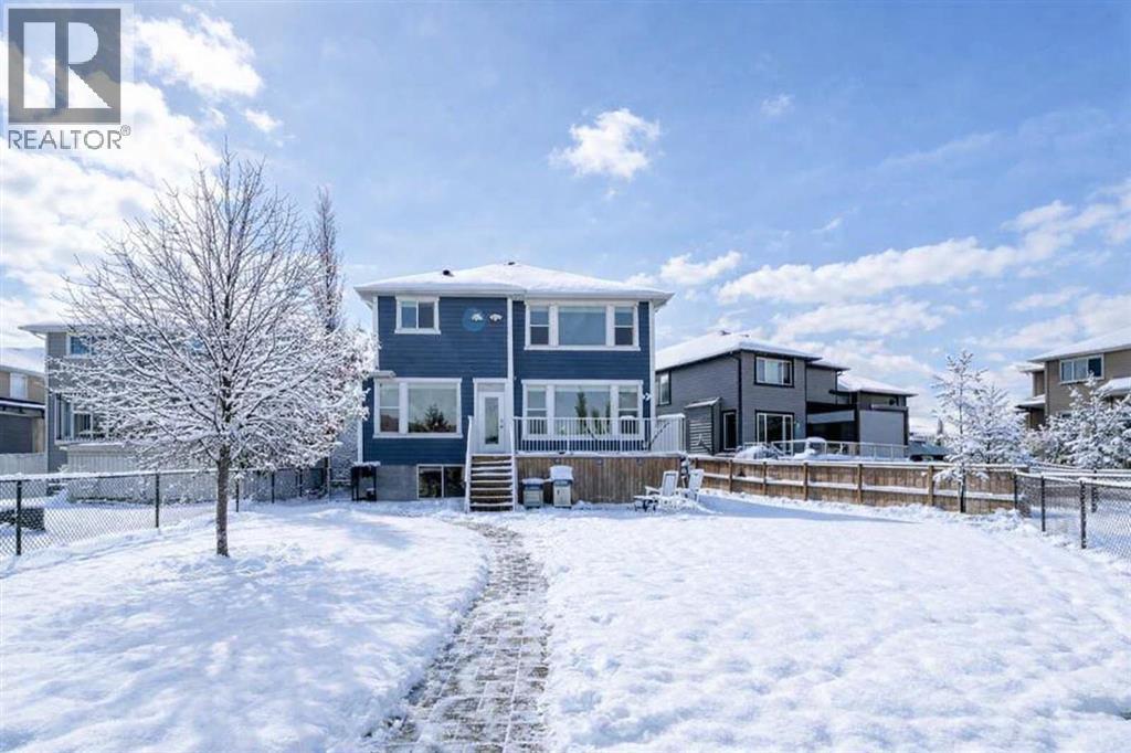 33 Silverado Crest Bay Sw, Calgary, Alberta  T2X 2B3 - Photo 2 - A2276288