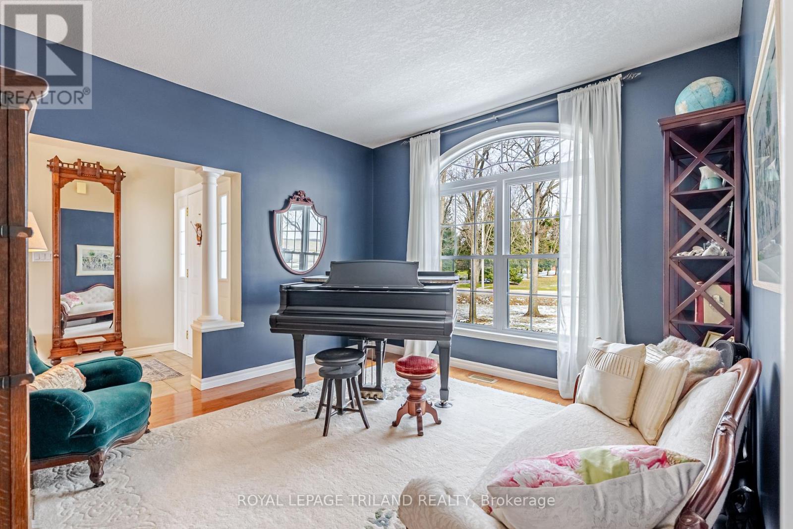 46821 Mapleton Line, Malahide, Ontario  N5H 2R6 - Photo 10 - X12900410