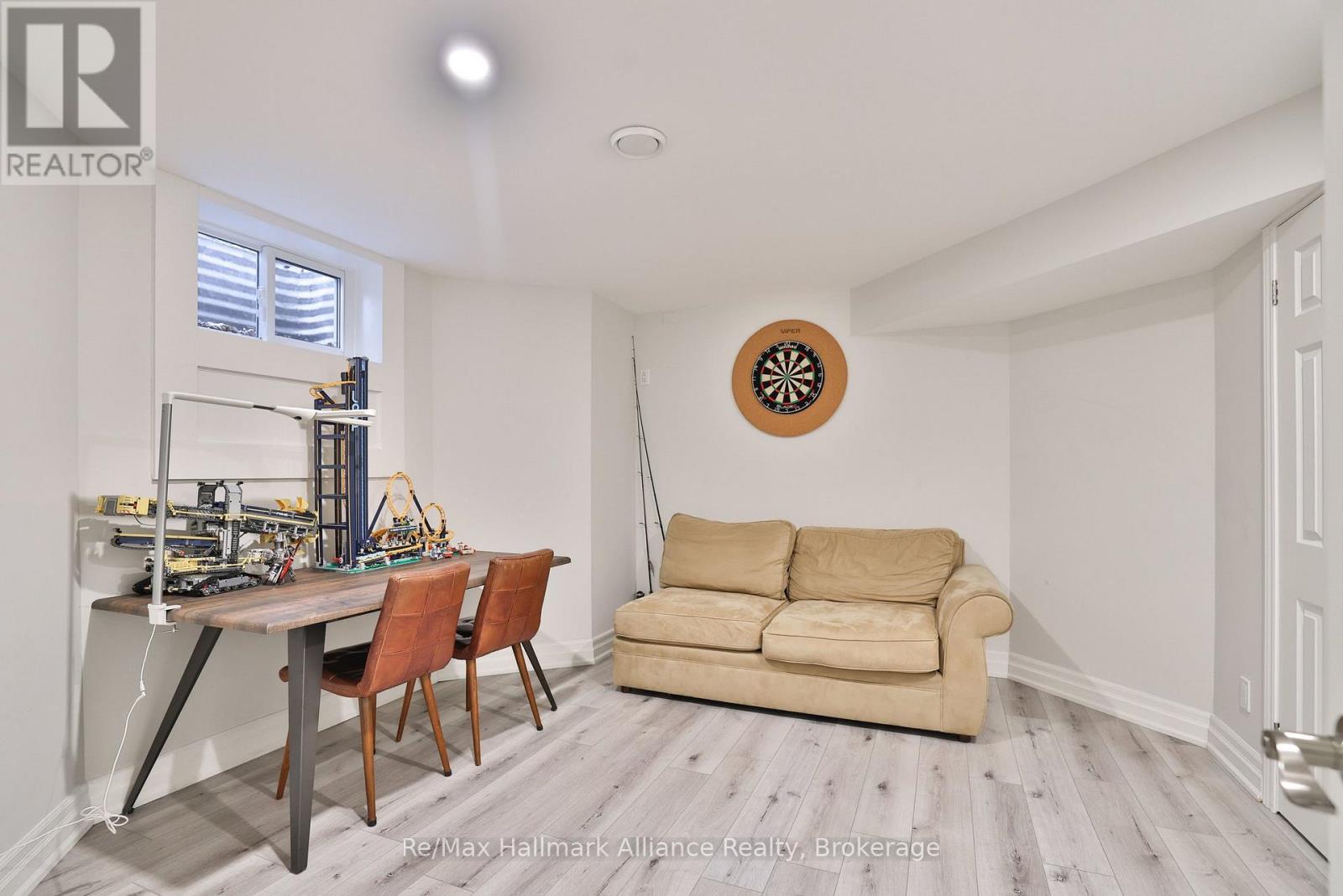 1335 Cambridge Drive, Oakville (Mo Morrison), Ontario  L6J 1S4 - Photo 42 - W12899502