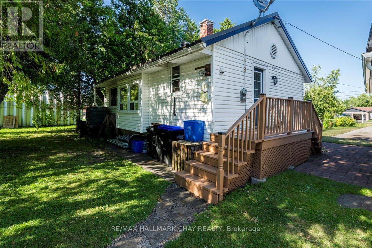 930 Gilmore Avenue, Innisfil (Lefroy), Ontario  L0L 1W0 - Photo 10 - N12812324