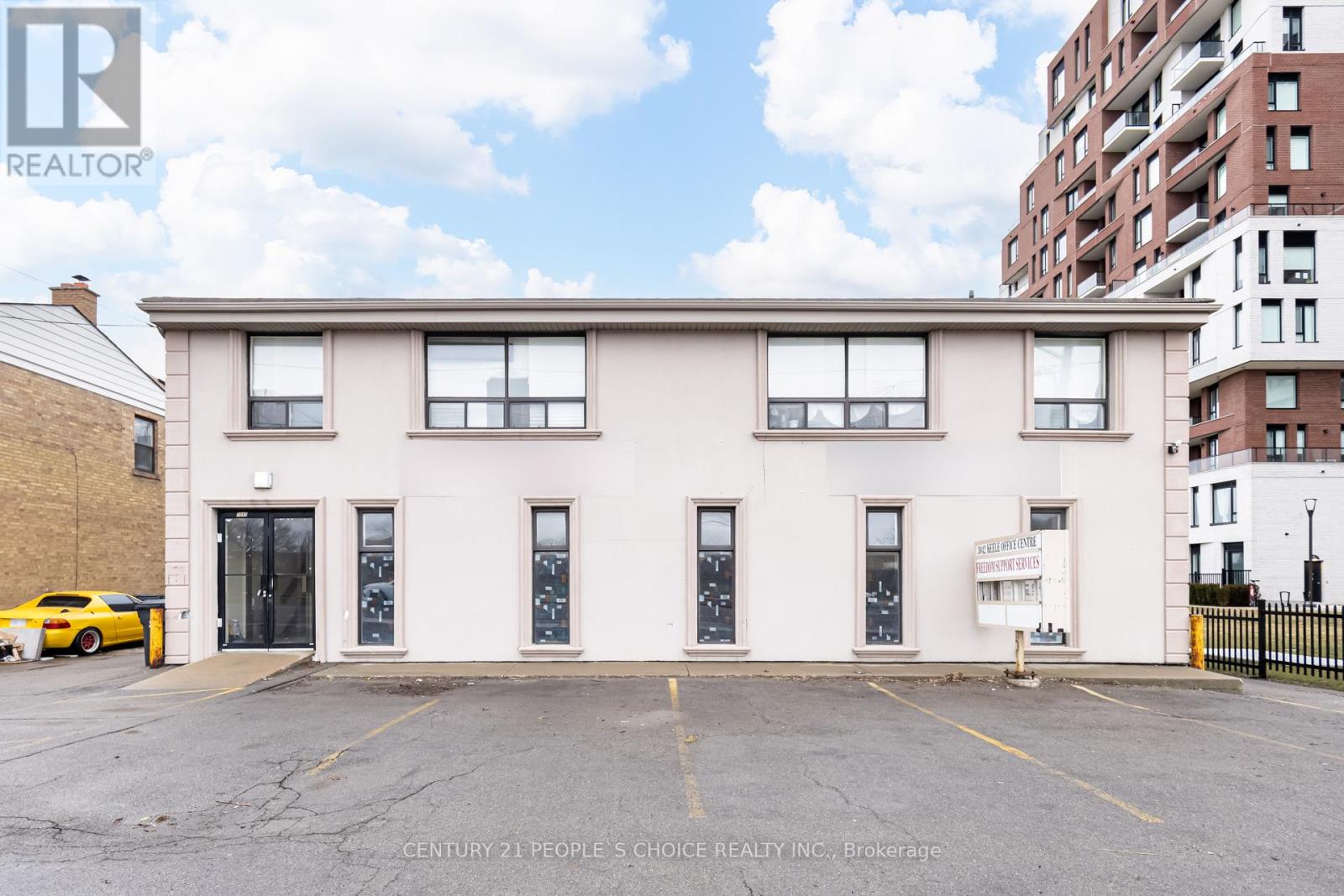 3042 Keele Street, Toronto, Ontario  M3M 2H5 - Photo 2 - W12888780