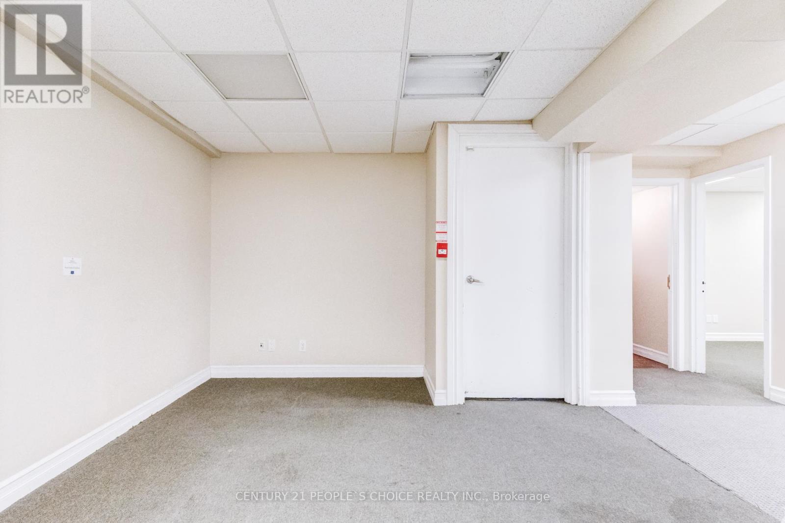 3042 Keele Street, Toronto, Ontario  M3M 2H5 - Photo 25 - W12888780