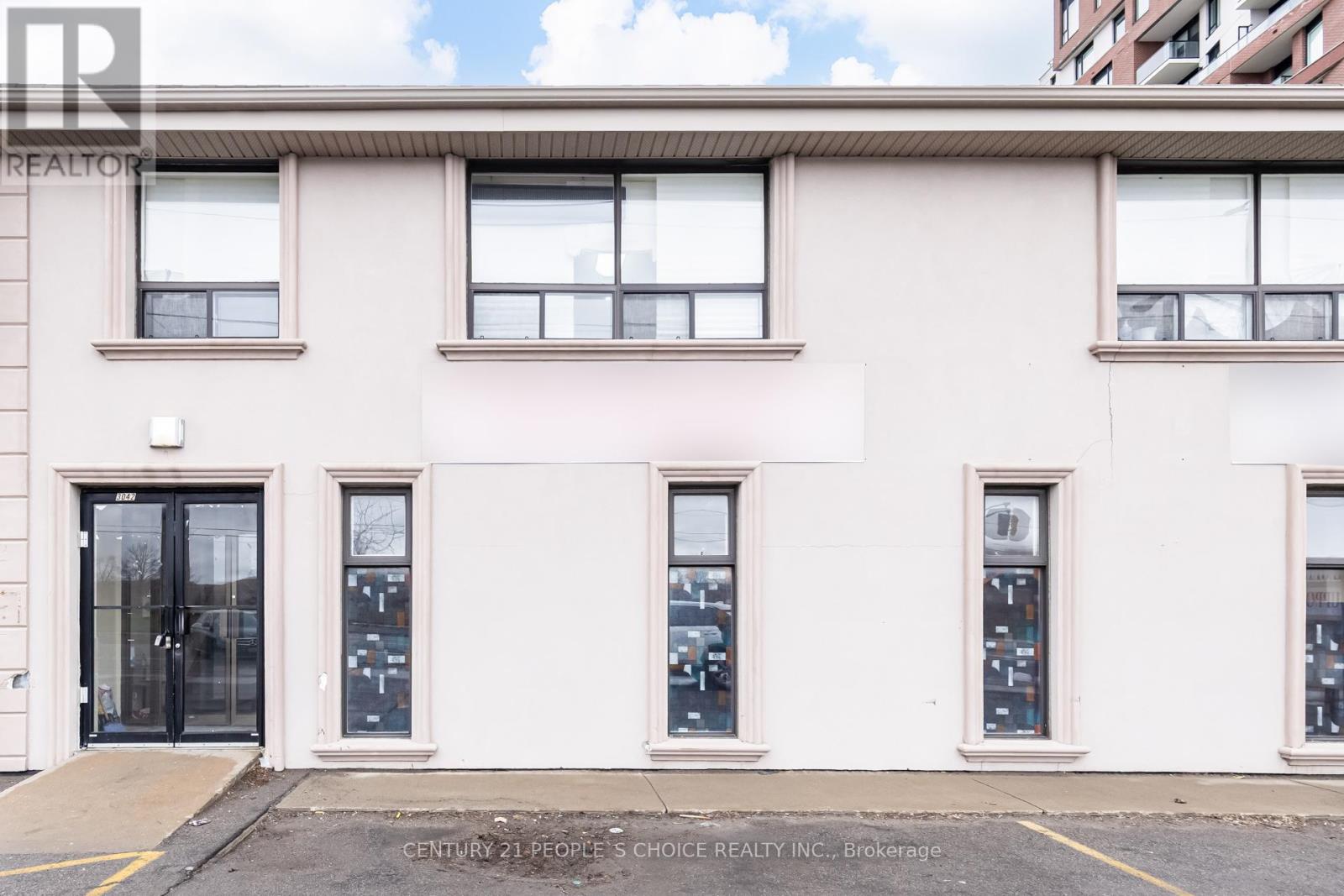 3042 Keele Street, Toronto, Ontario  M3M 2H5 - Photo 3 - W12888780