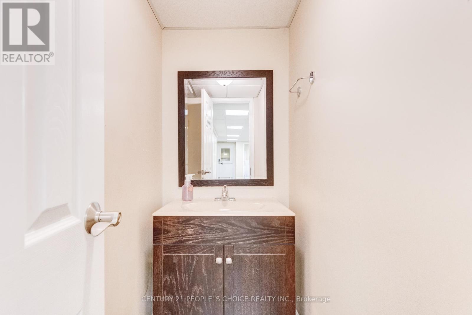 3042 Keele Street, Toronto, Ontario  M3M 2H5 - Photo 44 - W12888780