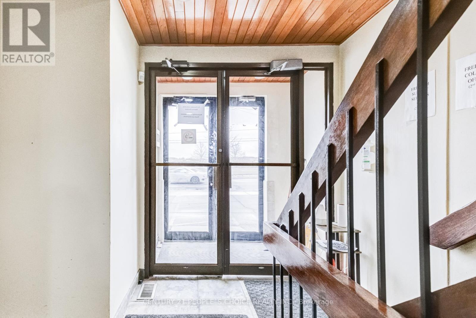 3042 Keele Street, Toronto, Ontario  M3M 2H5 - Photo 6 - W12888780