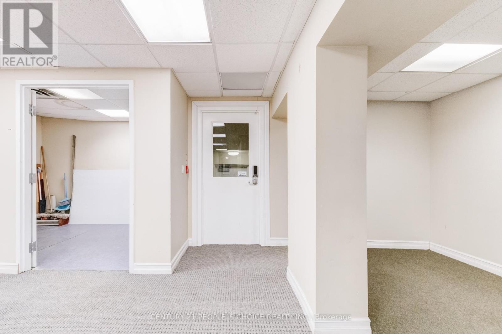 3042 Keele Street, Toronto, Ontario  M3M 2H5 - Photo 32 - W12888780