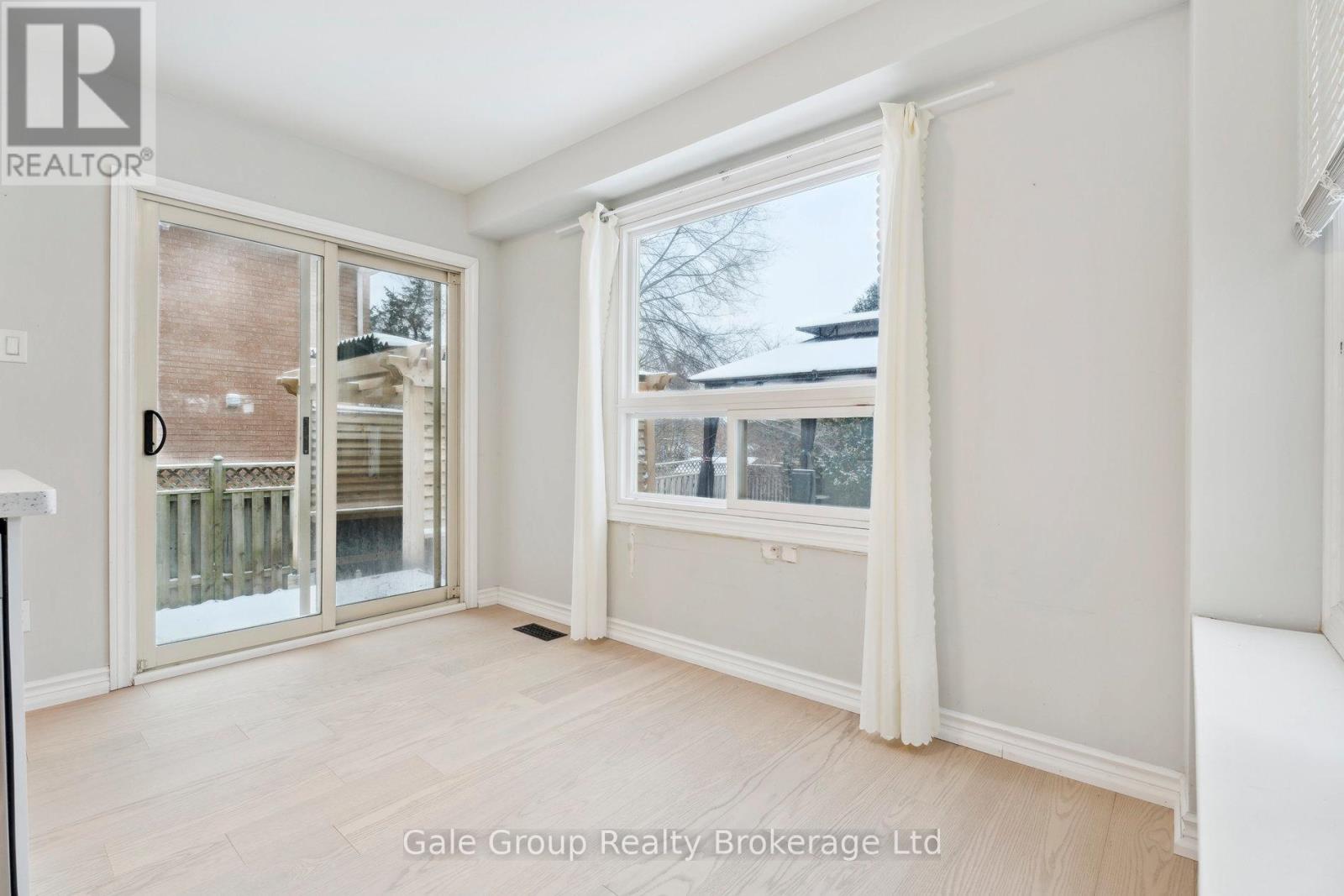 78 James Street, Barrie (Ardagh), Ontario  L4N 6Y2 - Photo 22 - S12900582