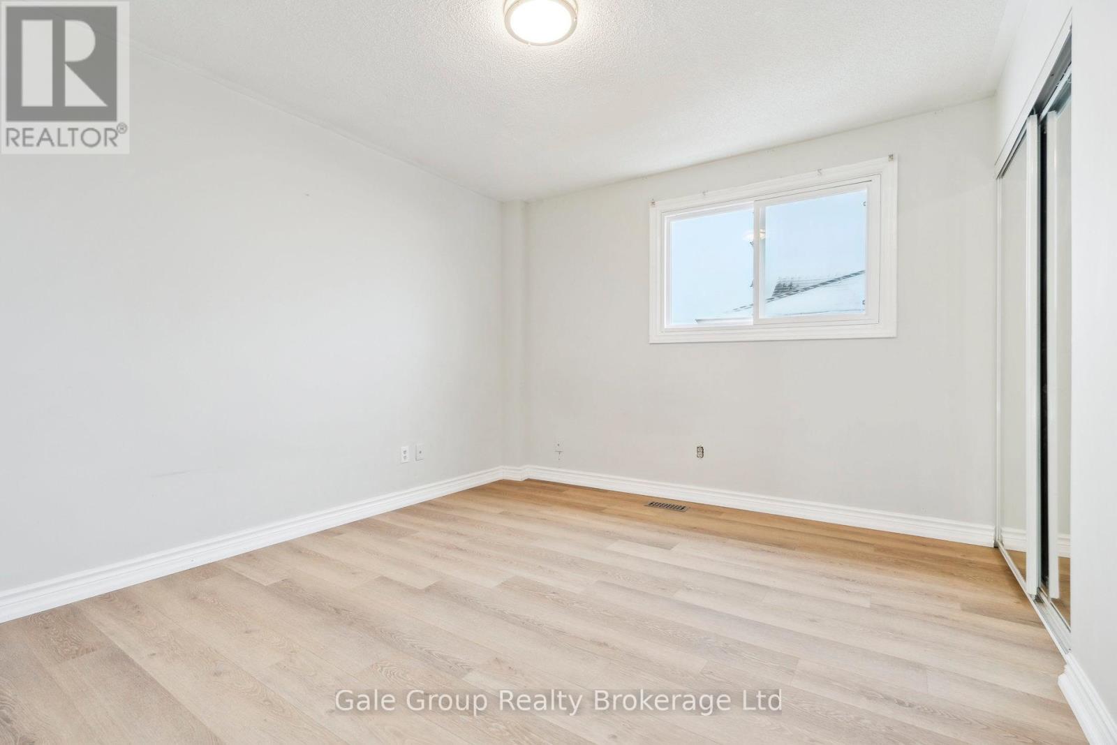 78 James Street, Barrie (Ardagh), Ontario  L4N 6Y2 - Photo 34 - S12900582