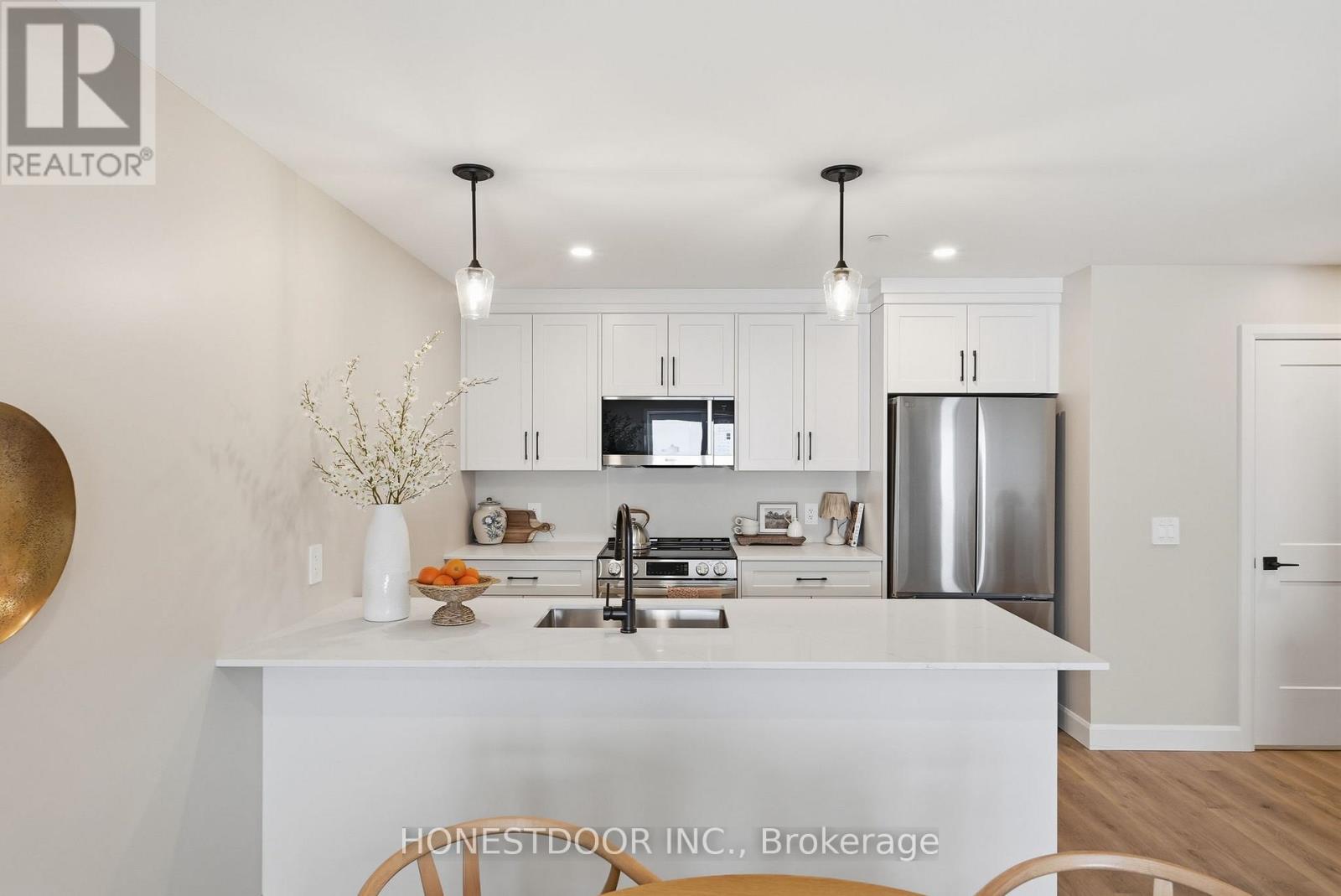 92 Eastridge Road, Brockton, Ontario  N0G 2V0 - Photo 7 - X12743780