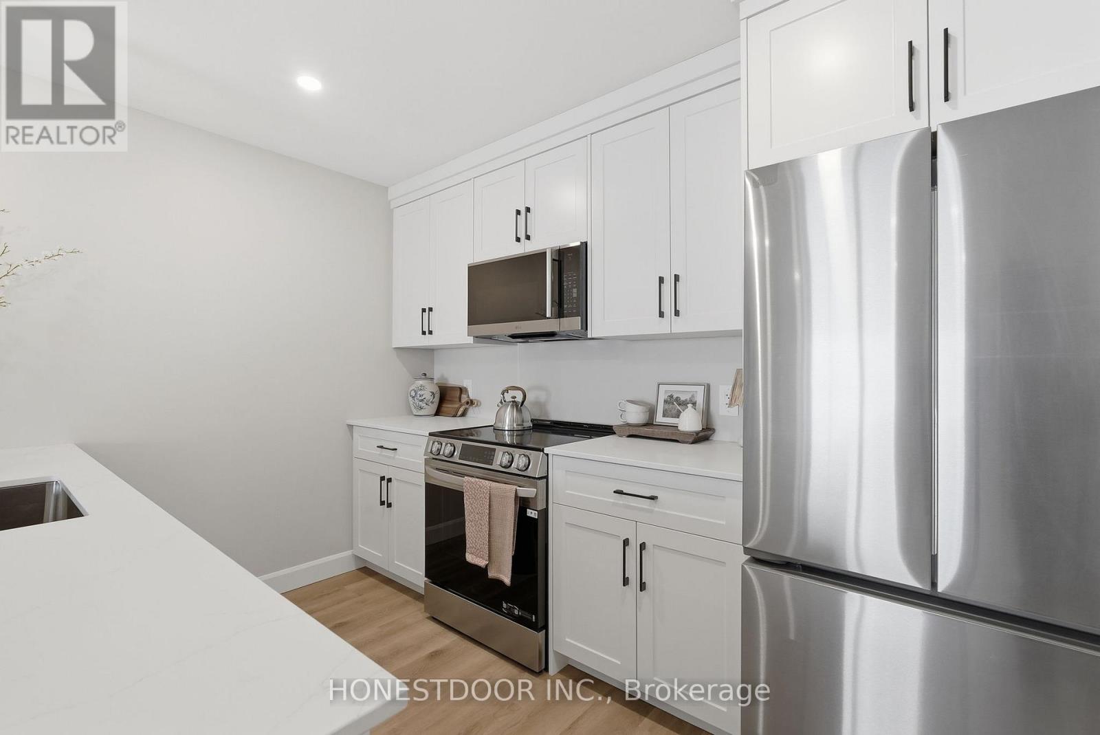 92 Eastridge Road, Brockton, Ontario  N0G 2V0 - Photo 8 - X12743780